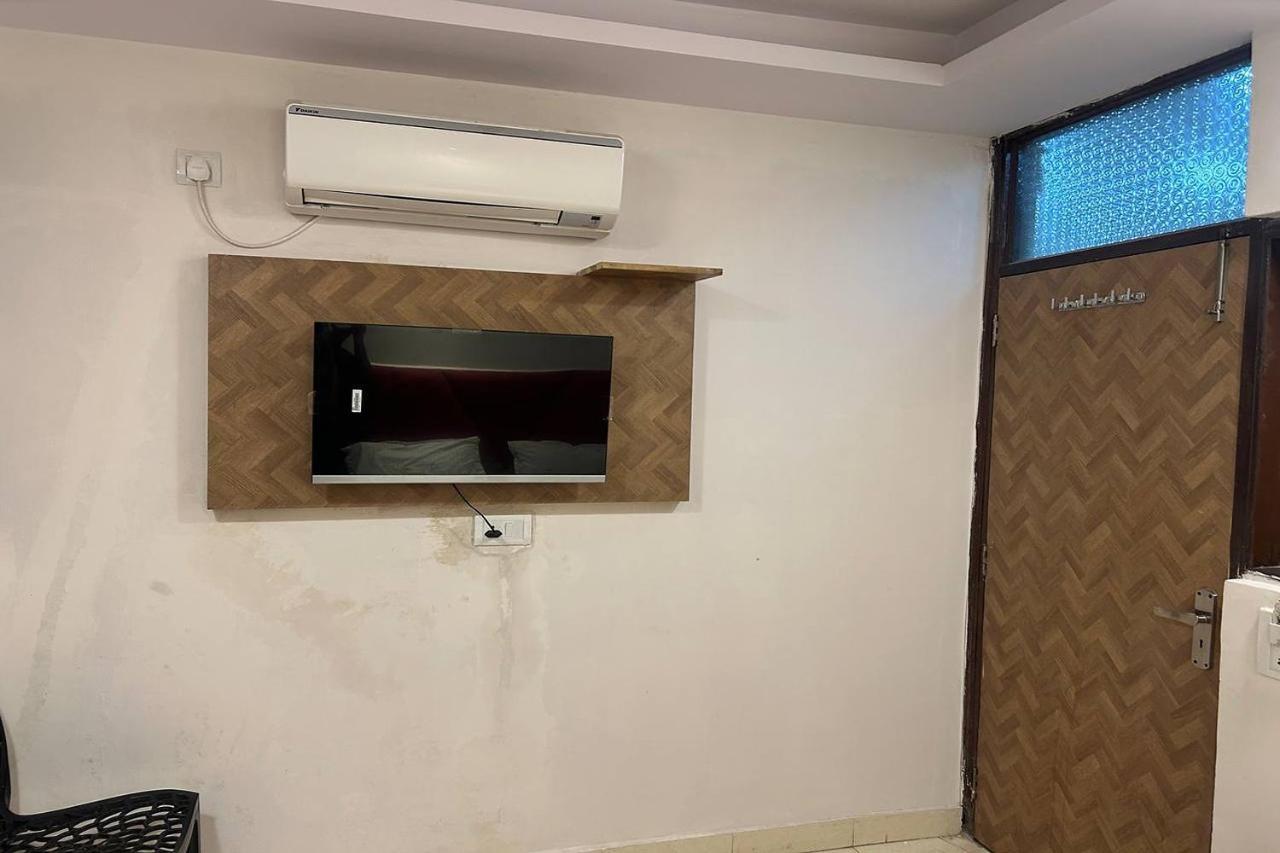 Shree Lodge Near New Delhi Railway Station, Paharganj Exterior photo